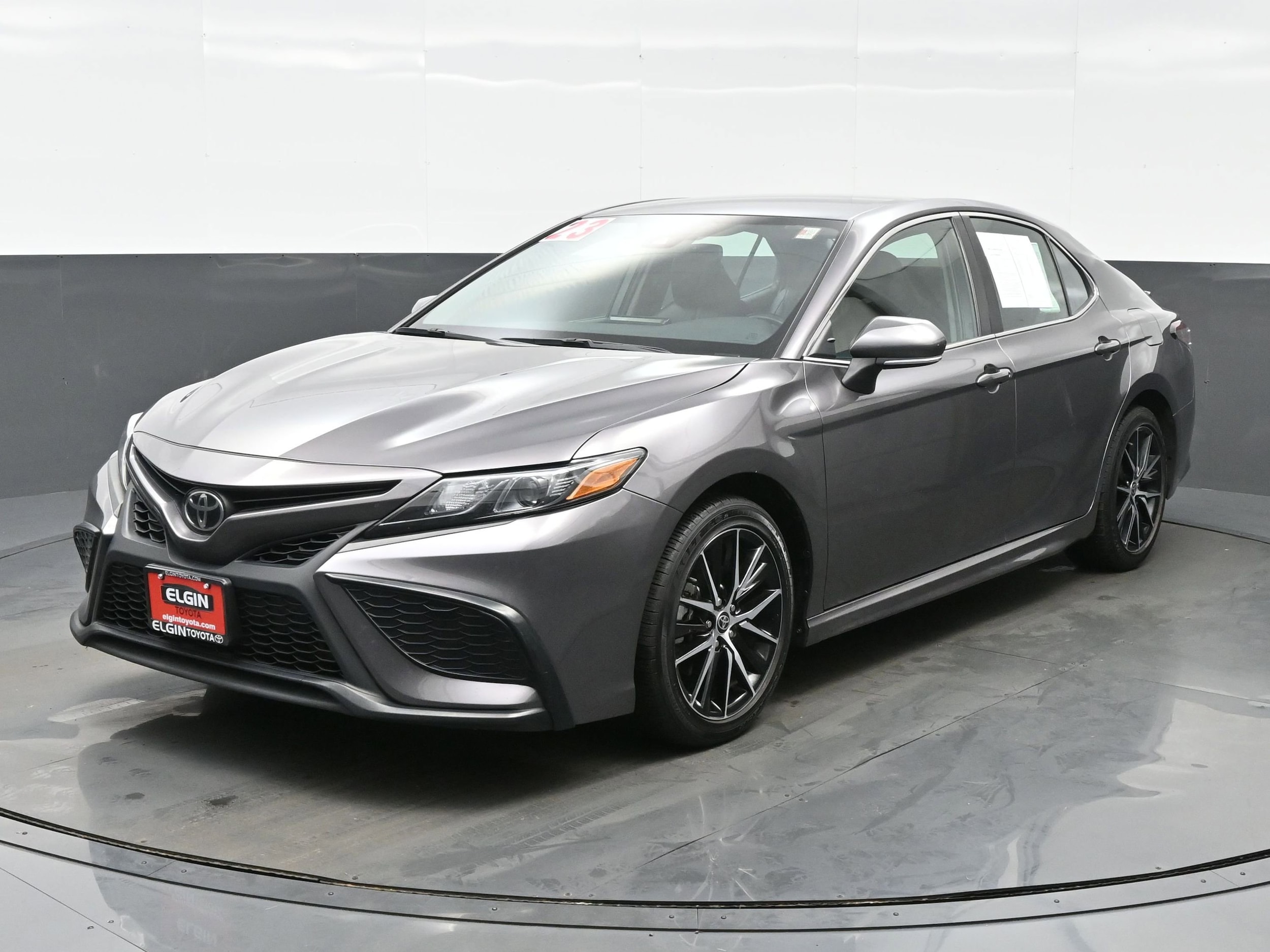 Used 2023 Toyota Camry SE with VIN 4T1G11AK2PU752251 for sale in Streamwood, IL