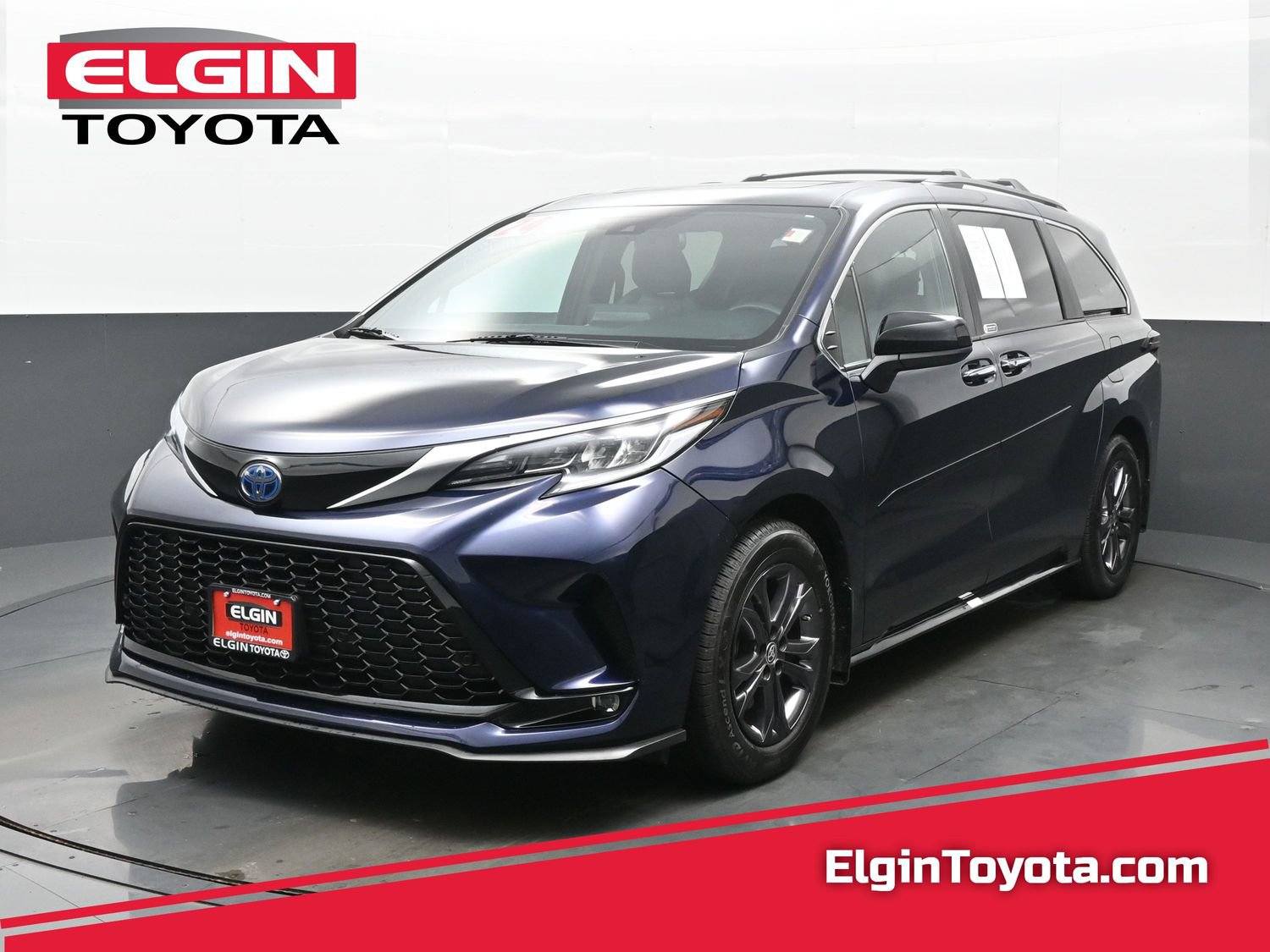 2024 Toyota Sienna Van Passenger Van 