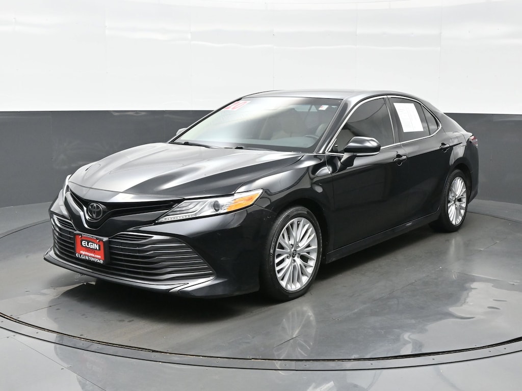 Used 2020 Toyota Camry XLE Sedan