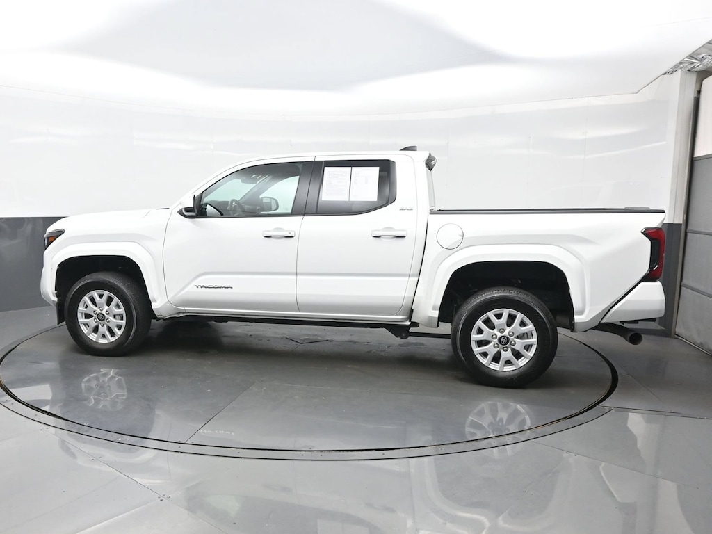Used 2025 Toyota Tacoma SR5 Truck Double Cab