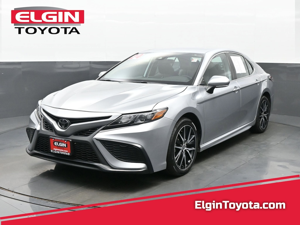 Used 2024 Toyota Camry SE Sedan