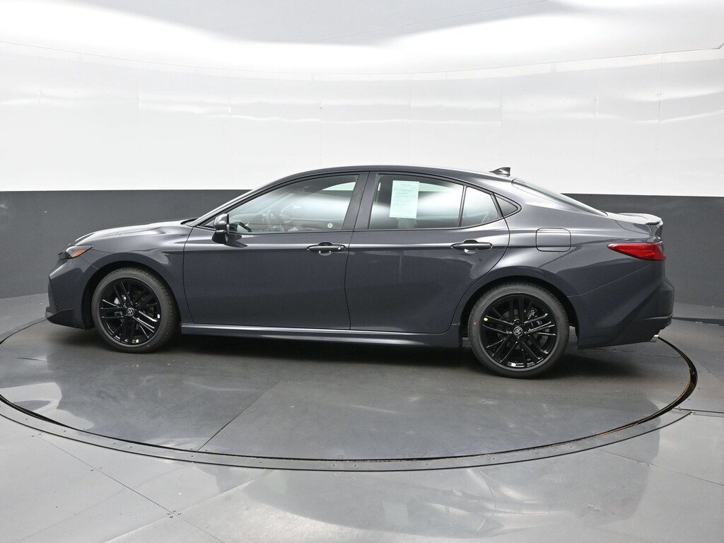 Used 2026 Toyota Camry SE Sedan