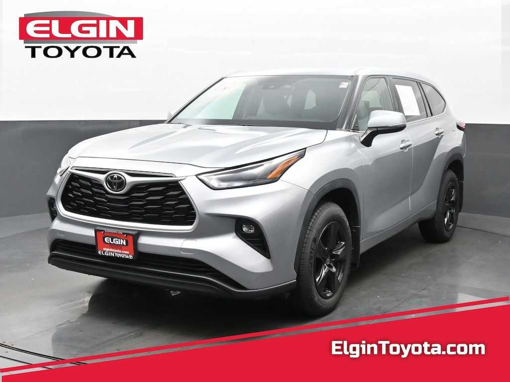 Used 2022 Toyota Highlander LE SUV