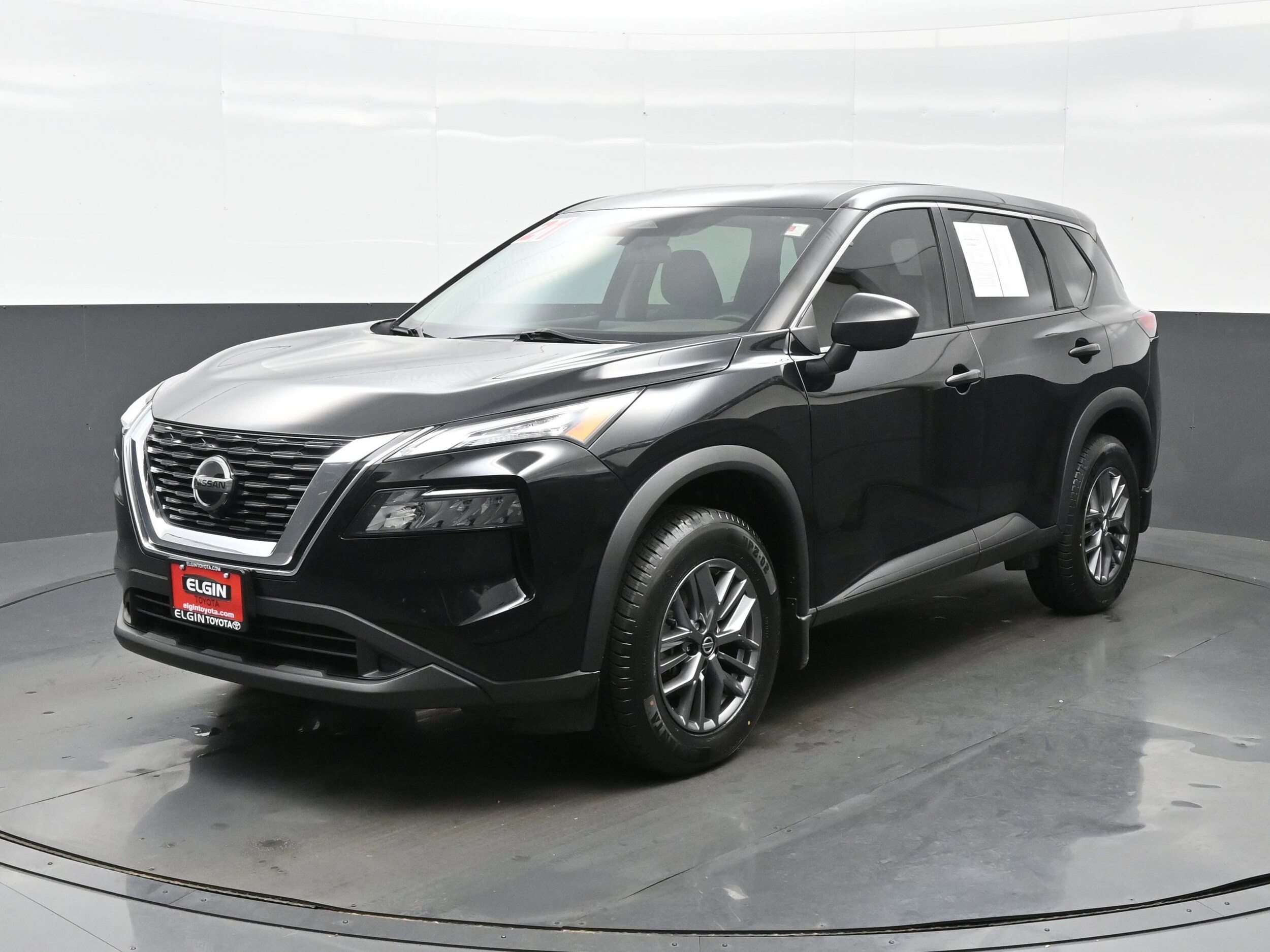 2021 Nissan Rogue S photo 2