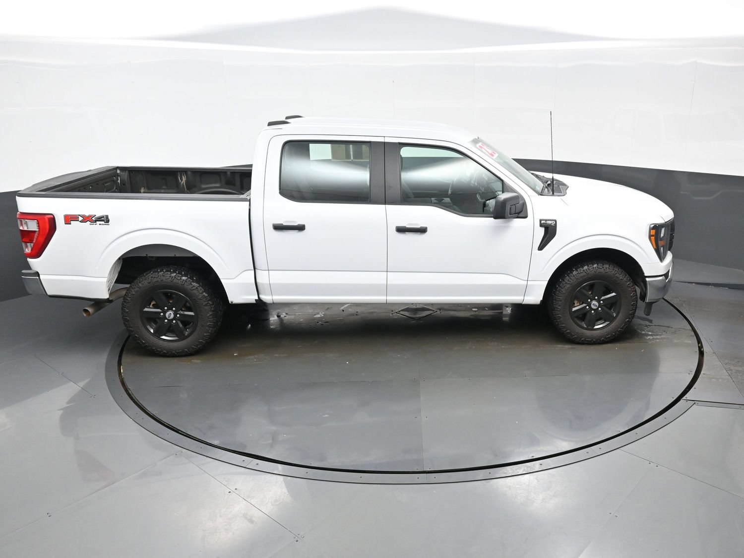 2023 Ford F-150 XL - Photo 38