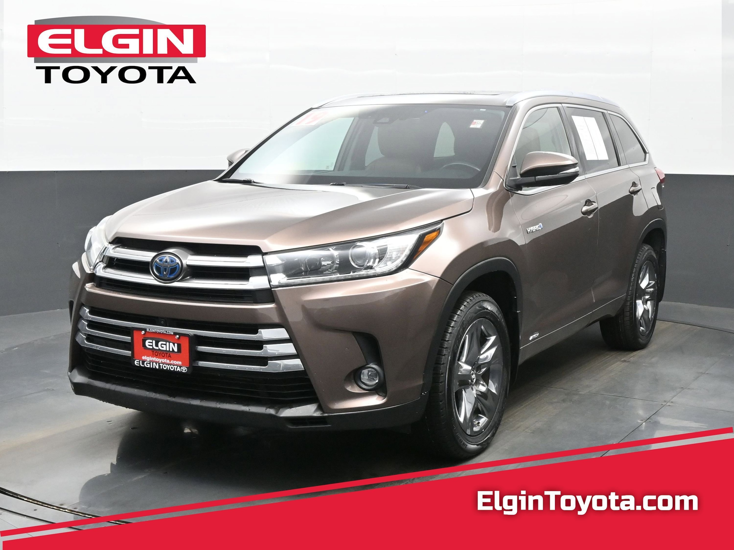 2019 Toyota Highlander Limited Platinum's photo