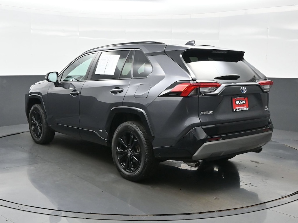 Used 2022 Toyota RAV4 Hybrid SE SUV