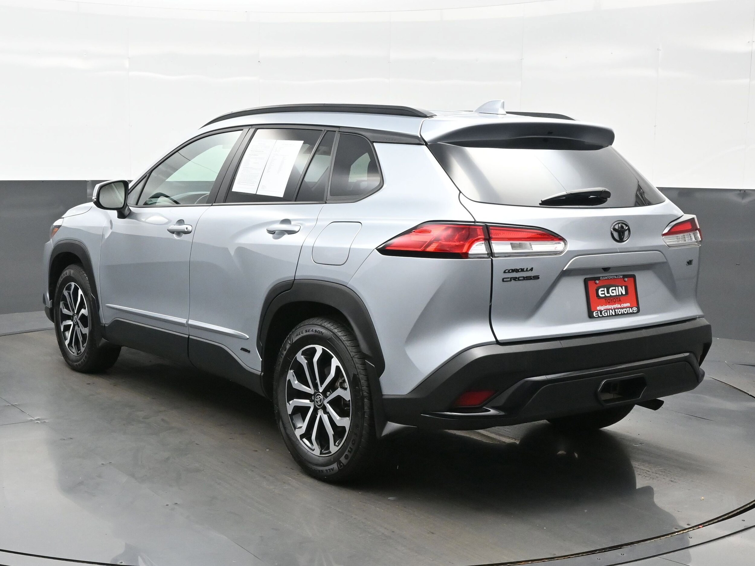 2023 Toyota Corolla Hybrid SE photo 4