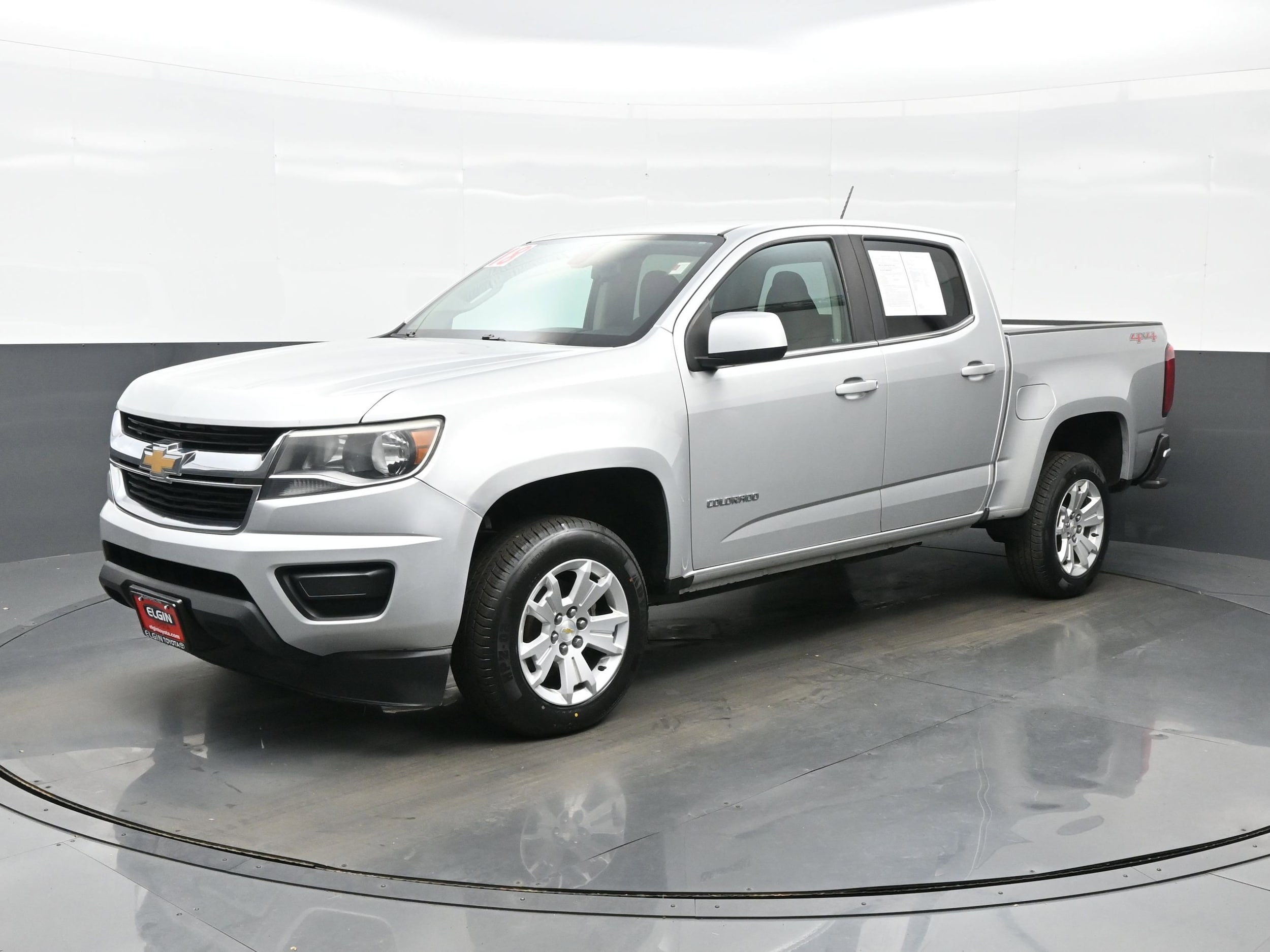 Used 2018 Chevrolet Colorado LT with VIN 1GCGTCEN2J1130627 for sale in Streamwood, IL