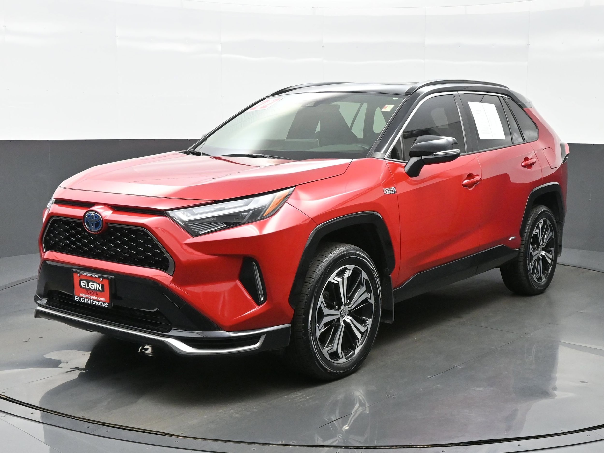 Used 2022 Toyota RAV4 XSE with VIN JTMEB3FV2ND081720 for sale in Streamwood, IL