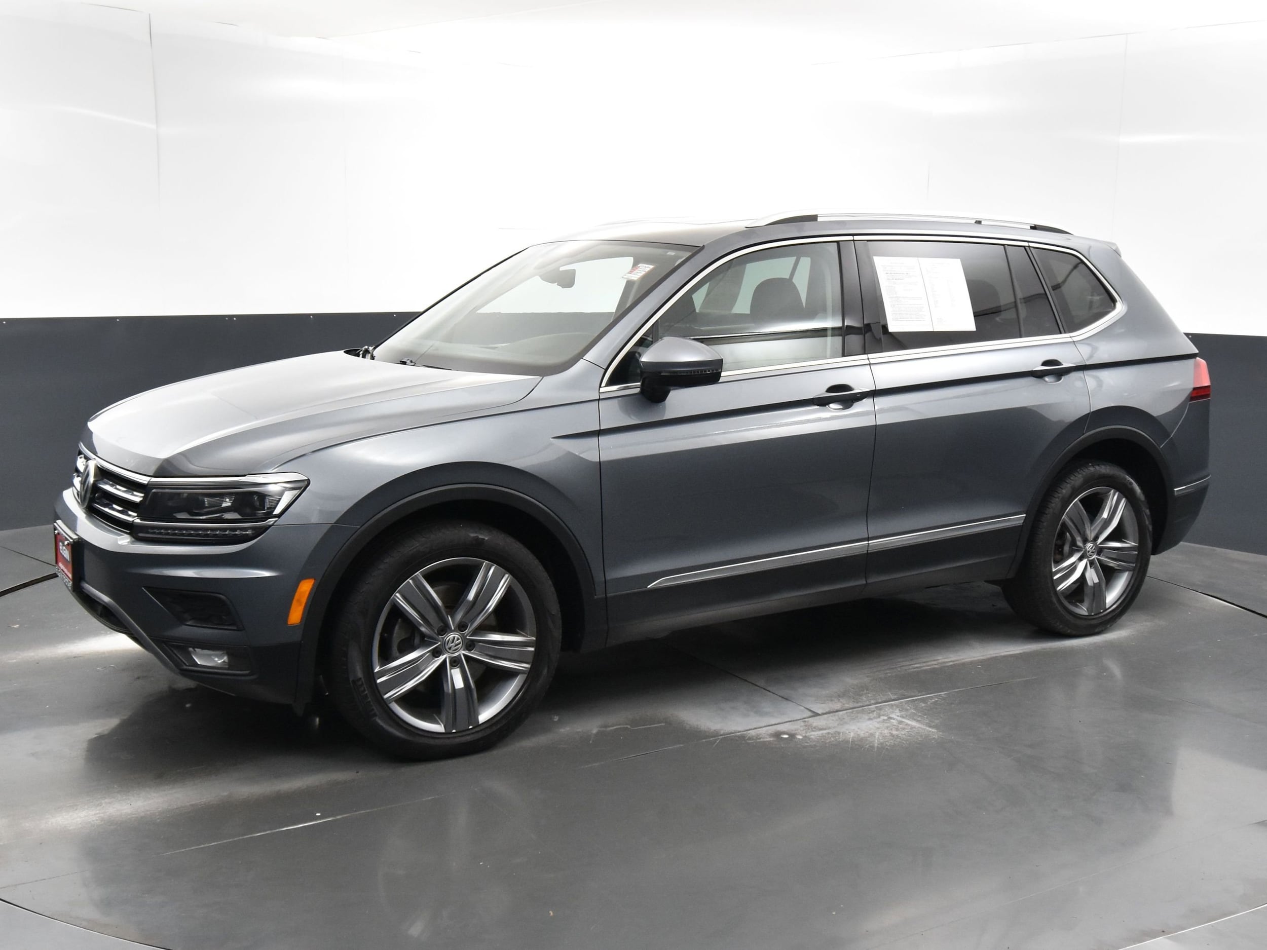 Used 2018 Volkswagen Tiguan SEL Premium with VIN 3VV4B7AXXJM146454 for sale in Streamwood, IL