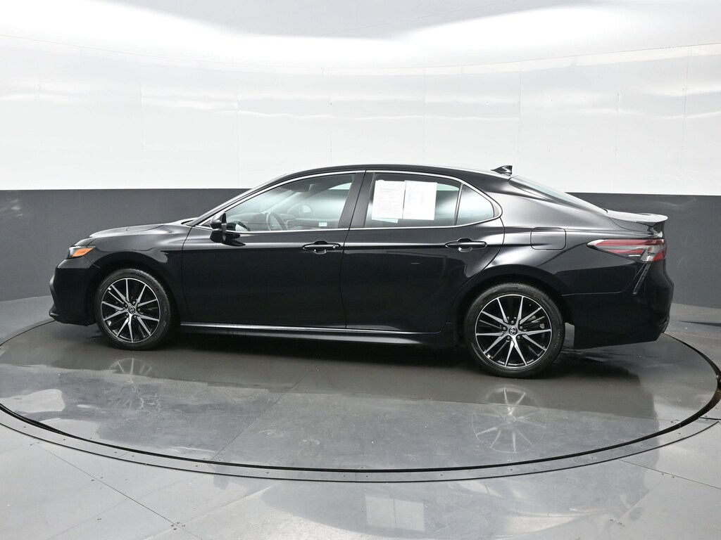 Used 2024 Toyota Camry SE Sedan