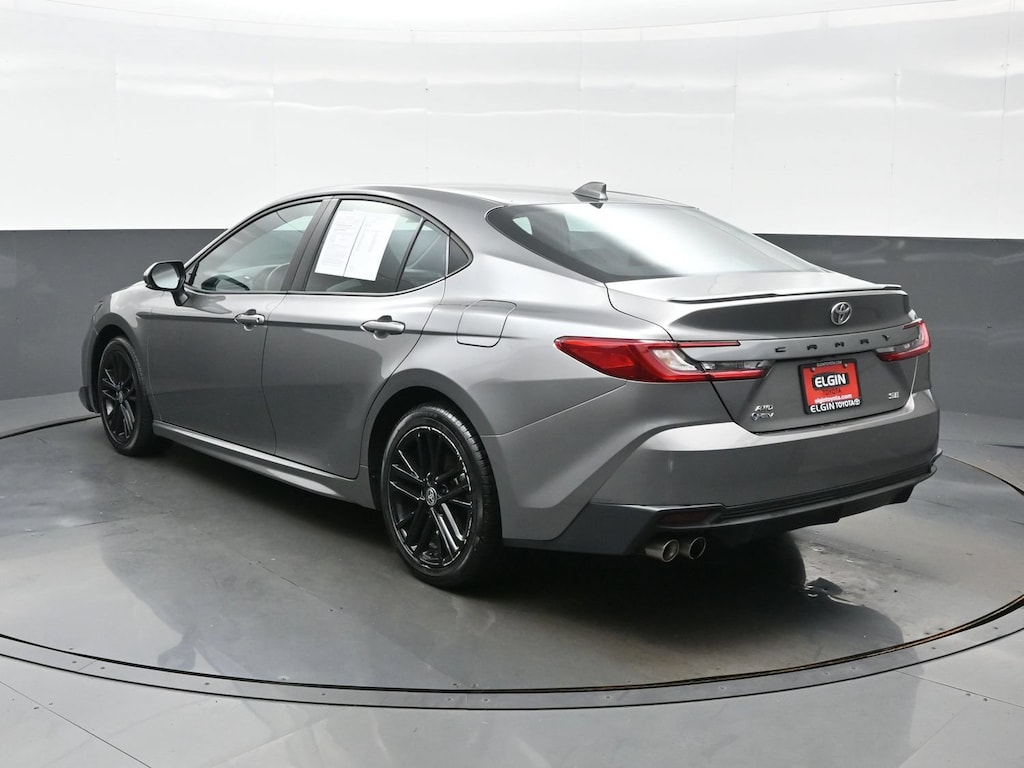 Used 2025 Toyota Camry SE Sedan