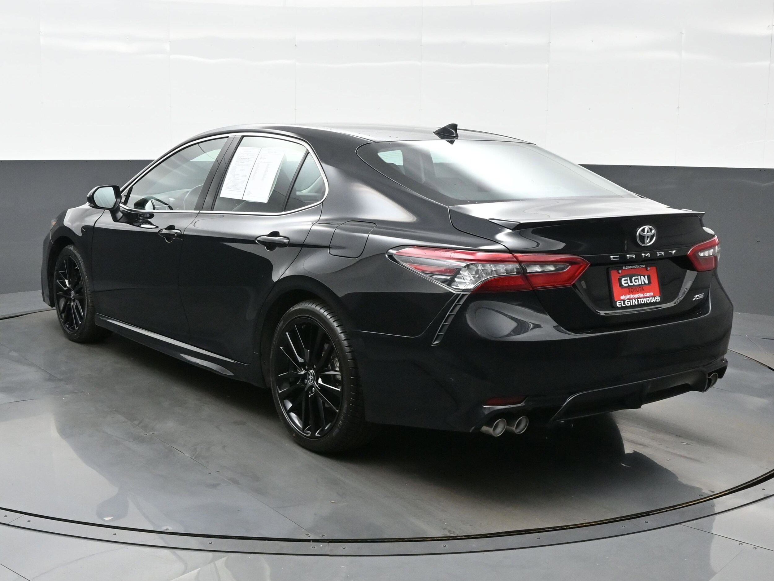 2023 Toyota Camry XSE photo 4