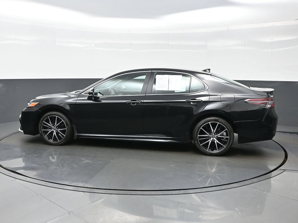 Used 2024 Toyota Camry SE Sedan