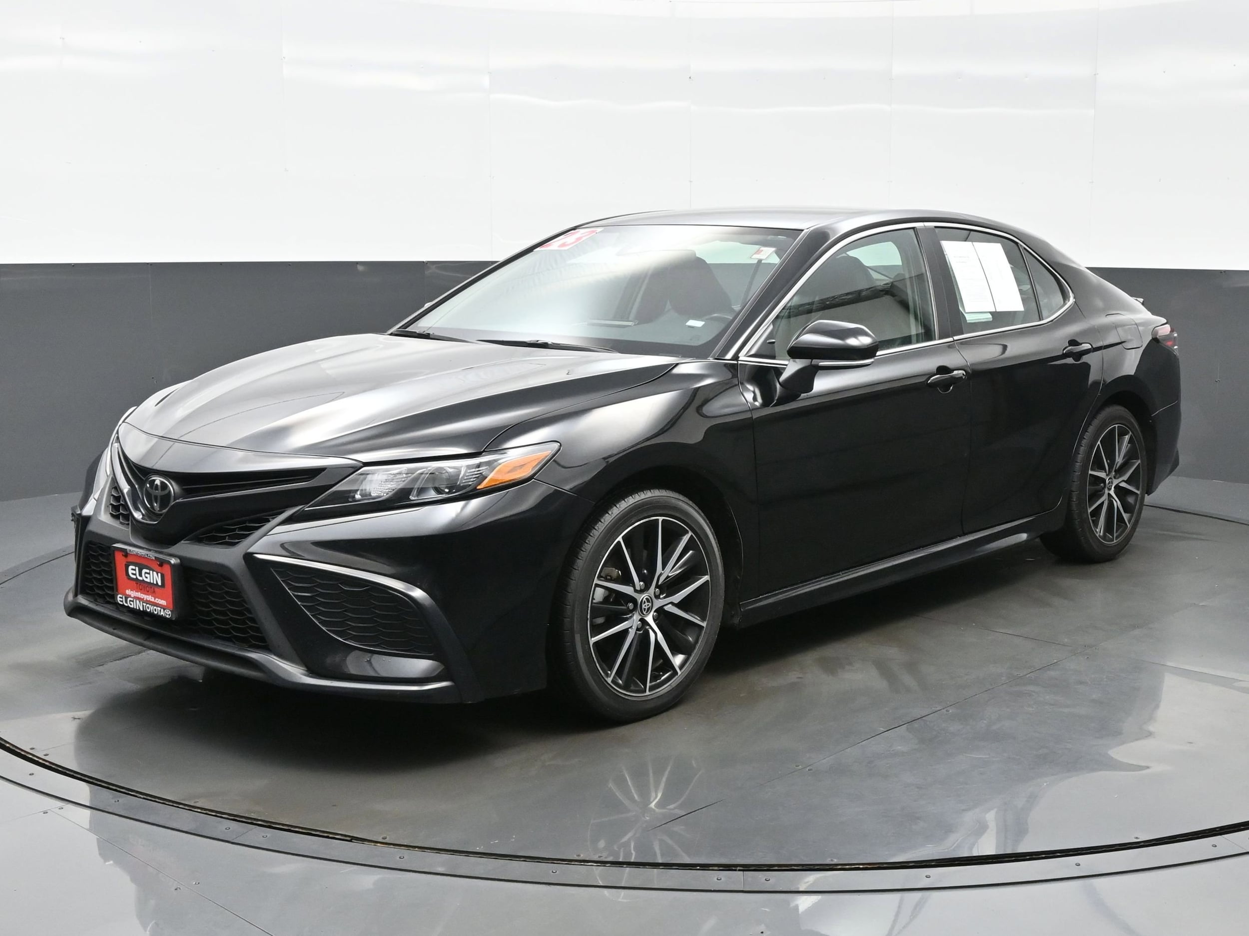 Used 2023 Toyota Camry SE with VIN 4T1G11AK4PU746807 for sale in Streamwood, IL
