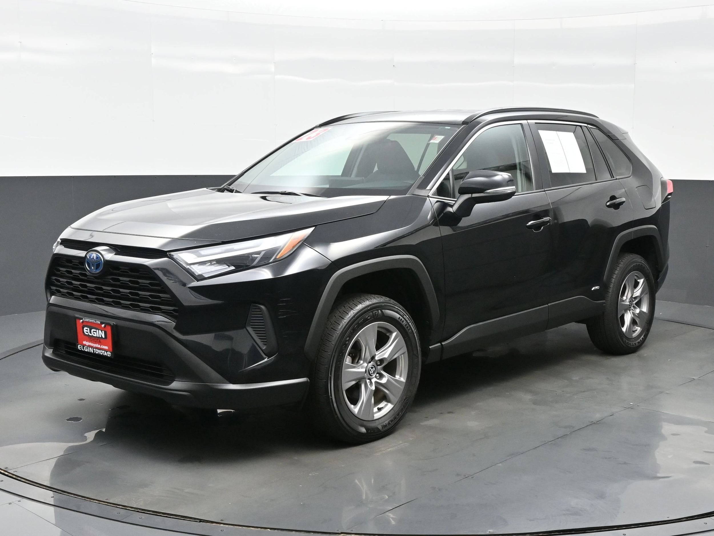 Used 2023 Toyota RAV4 XLE with VIN 2T3RWRFVXPW174984 for sale in Streamwood, IL