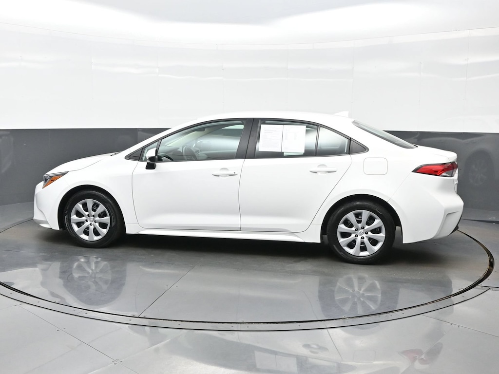 Used 2024 Toyota Corolla LE Sedan