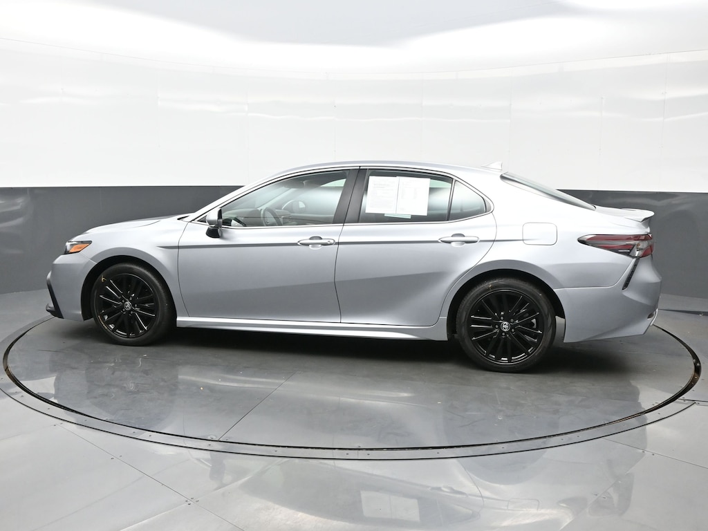 Used 2024 Toyota Camry SE Sedan
