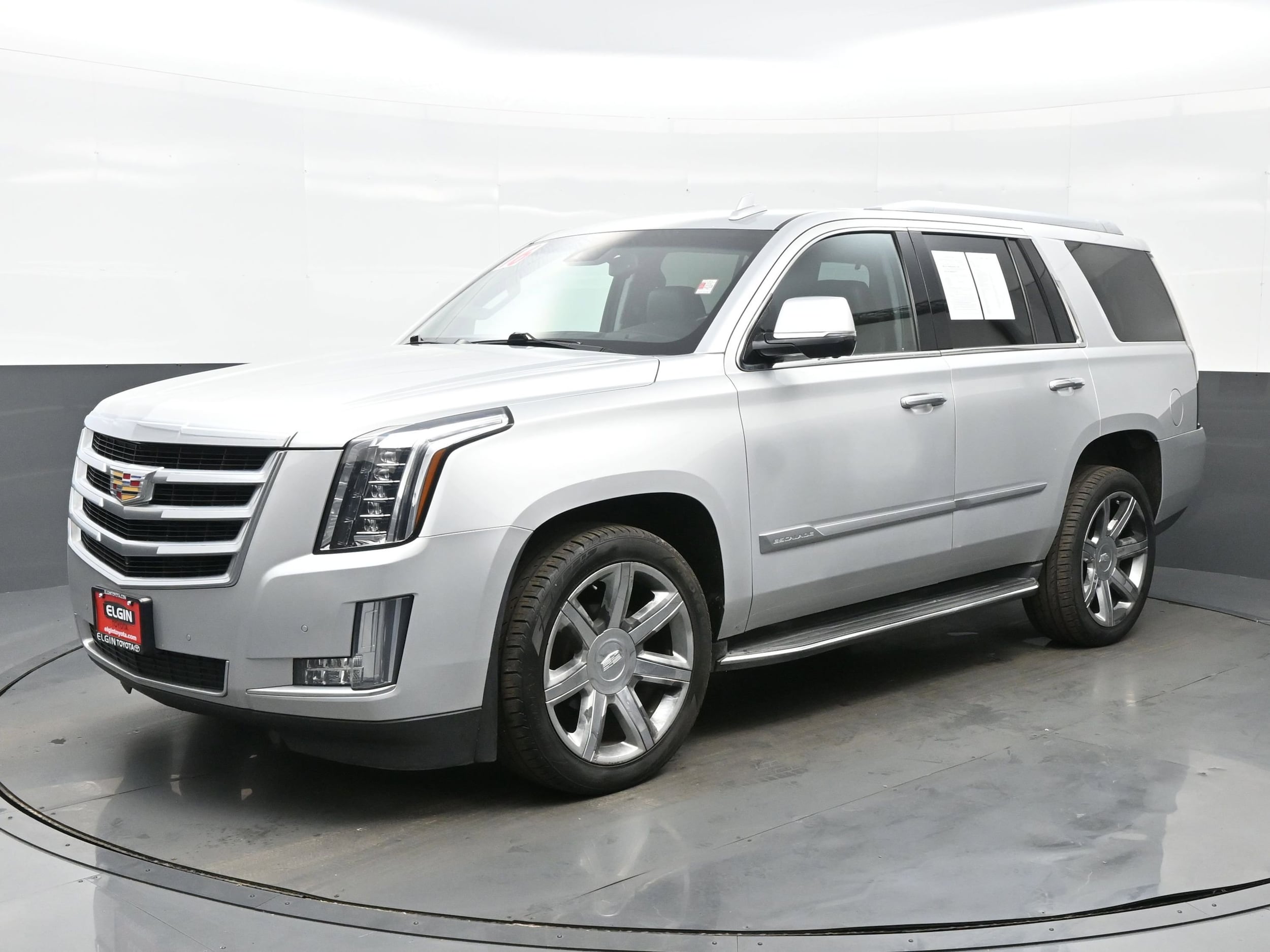Used 2016 Cadillac Escalade Luxury with VIN 1GYS4BKJ0GR234377 for sale in Streamwood, IL