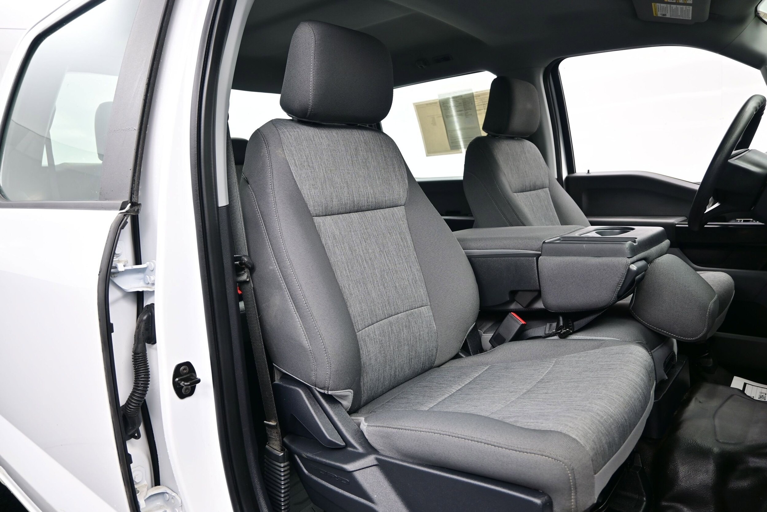 2023 Ford F-150 XL - Photo 12