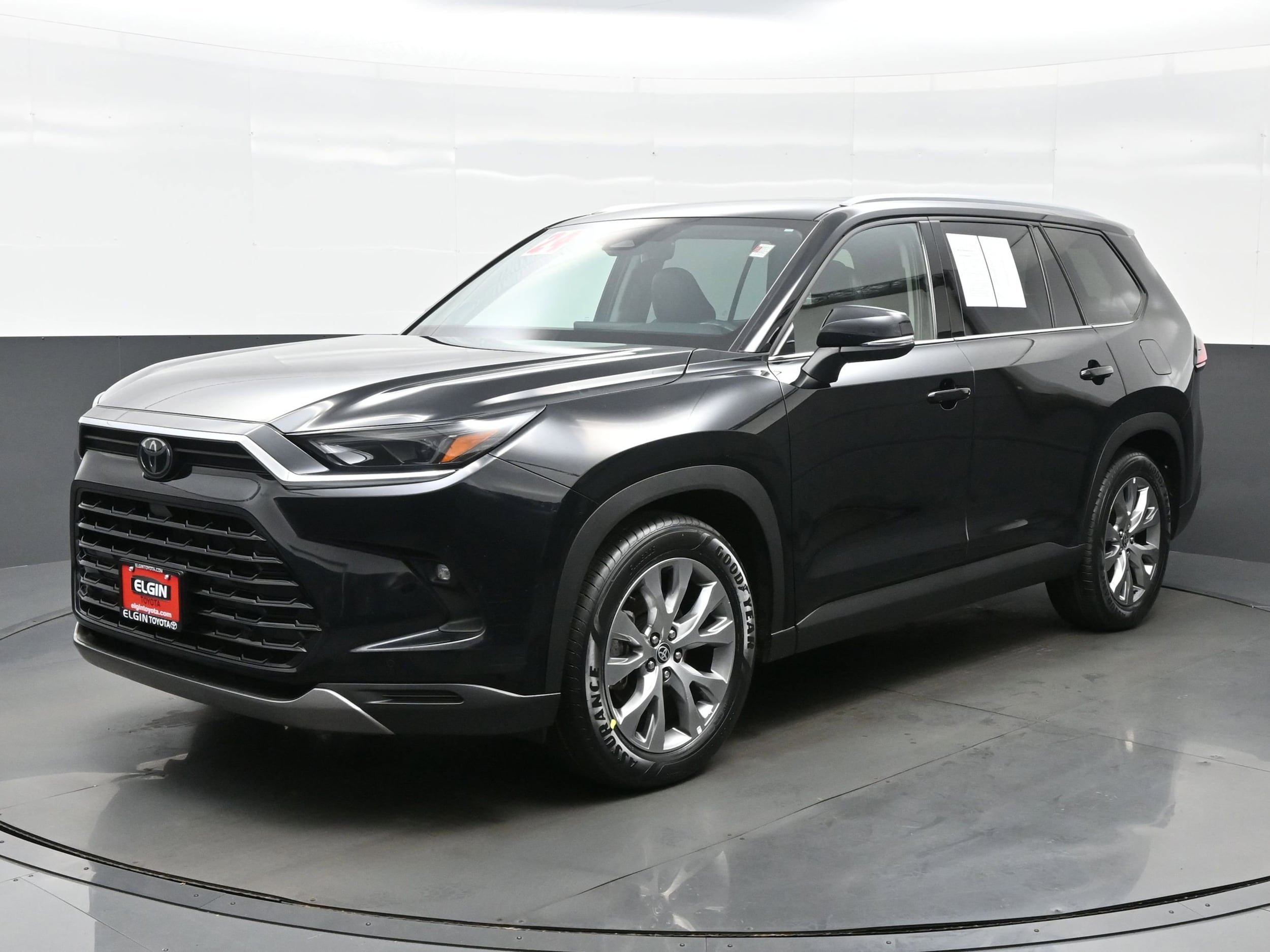 Used 2024 Toyota Grand Highlander Limited with VIN 5TDAAAB59RS019561 for sale in Streamwood, IL