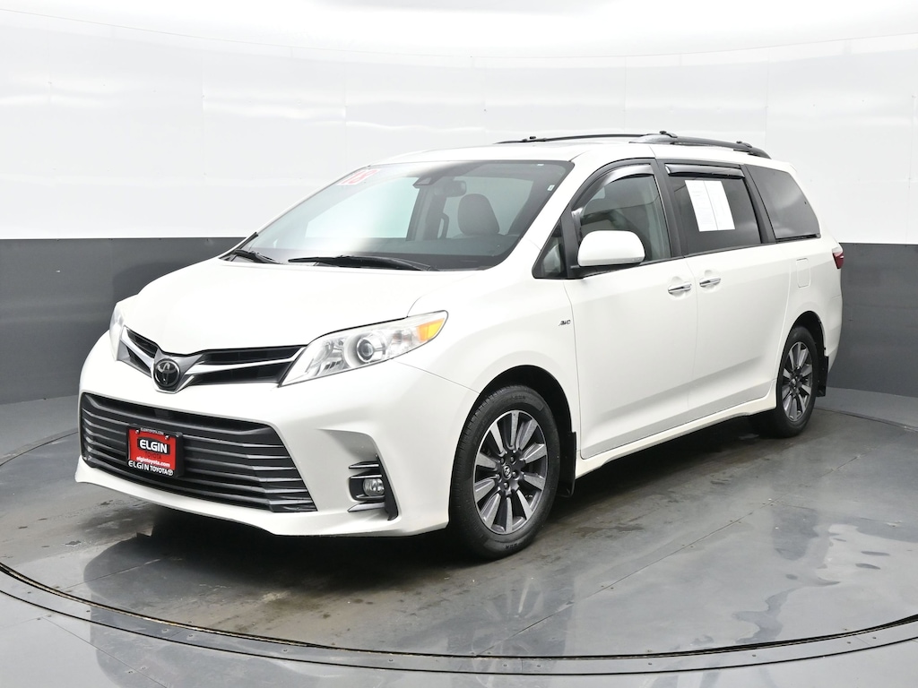 Used 2018 Toyota Sienna XLE Van Passenger Van