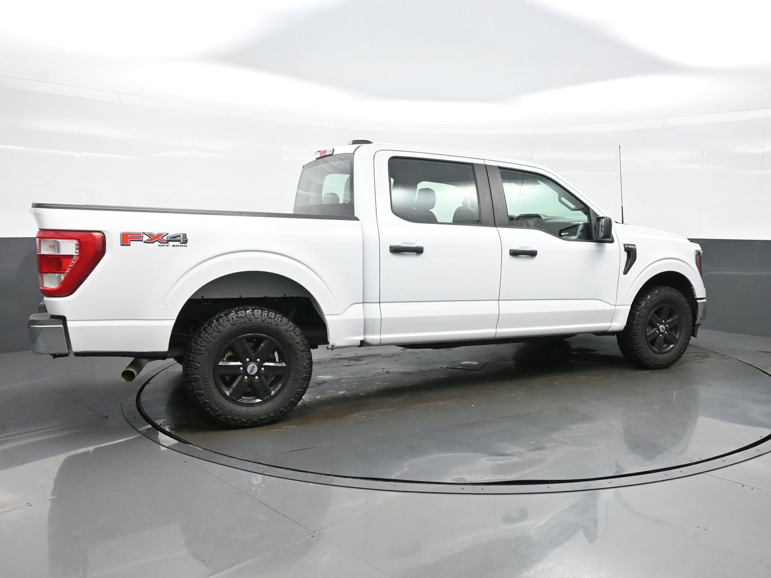 2023 Ford F-150 XL - Photo 6