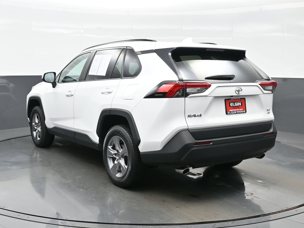 Used 2022 Toyota RAV4 XLE SUV