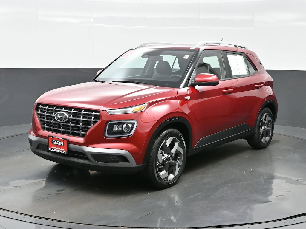 Used 2025 Hyundai Venue Limited SUV