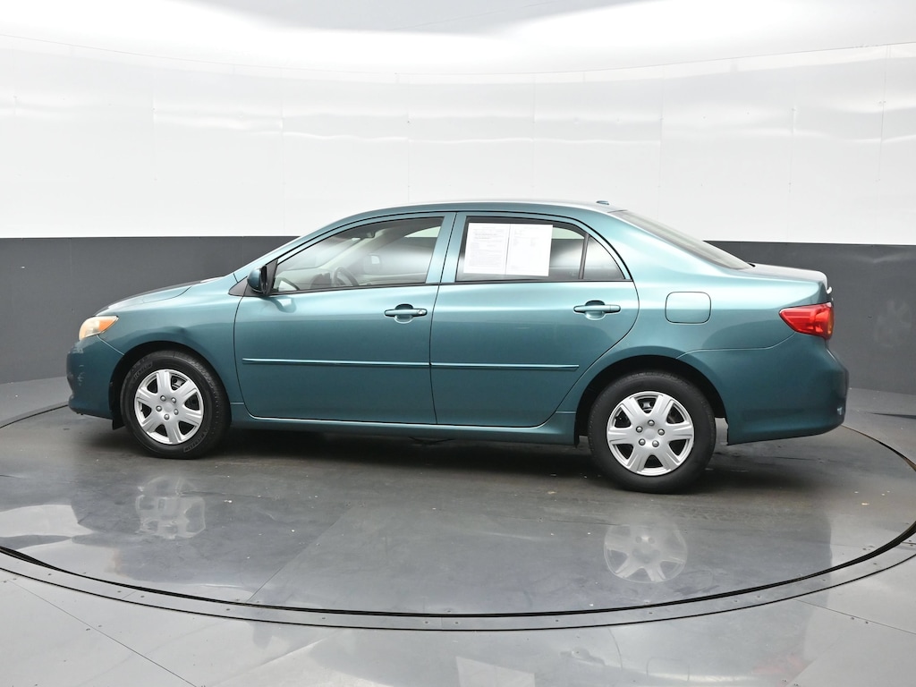 Used 2009 Toyota Corolla LE Sedan