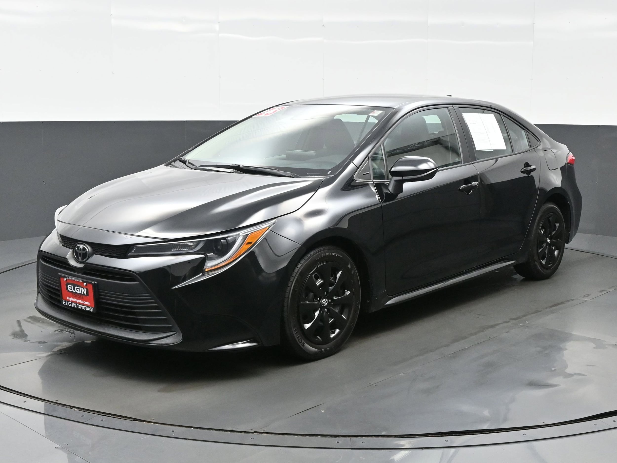 Used 2023 Toyota Corolla LE with VIN 5YFB4MDE5PP017807 for sale in Streamwood, IL