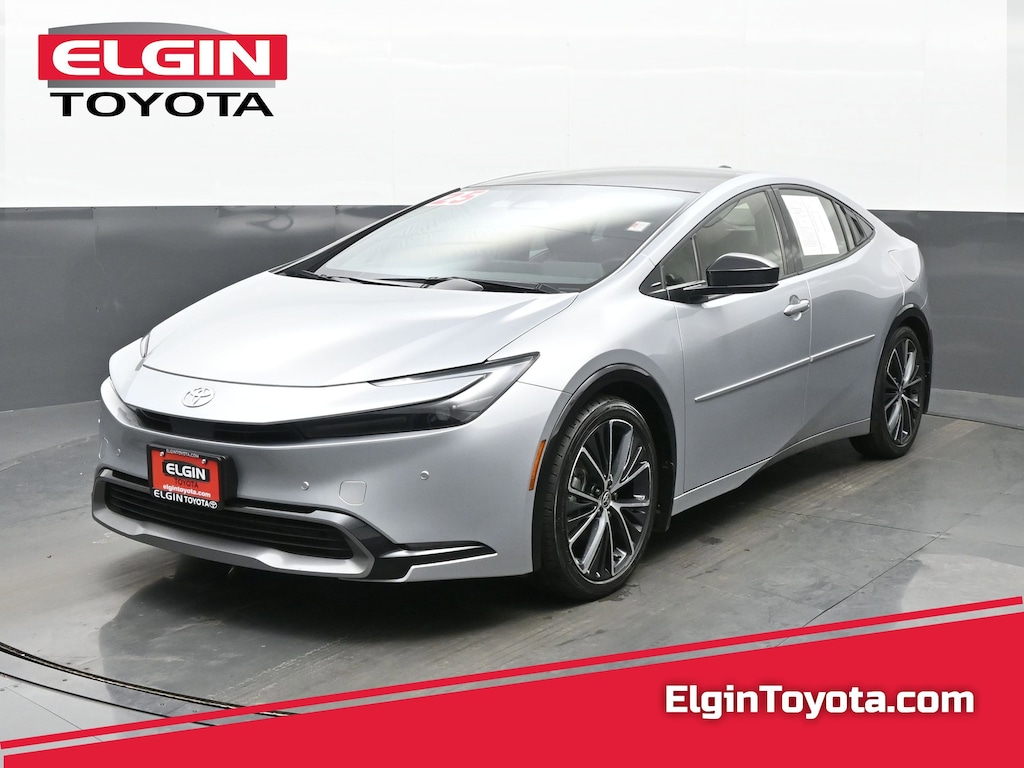 Used 2025 Toyota Prius XLE Hatchback