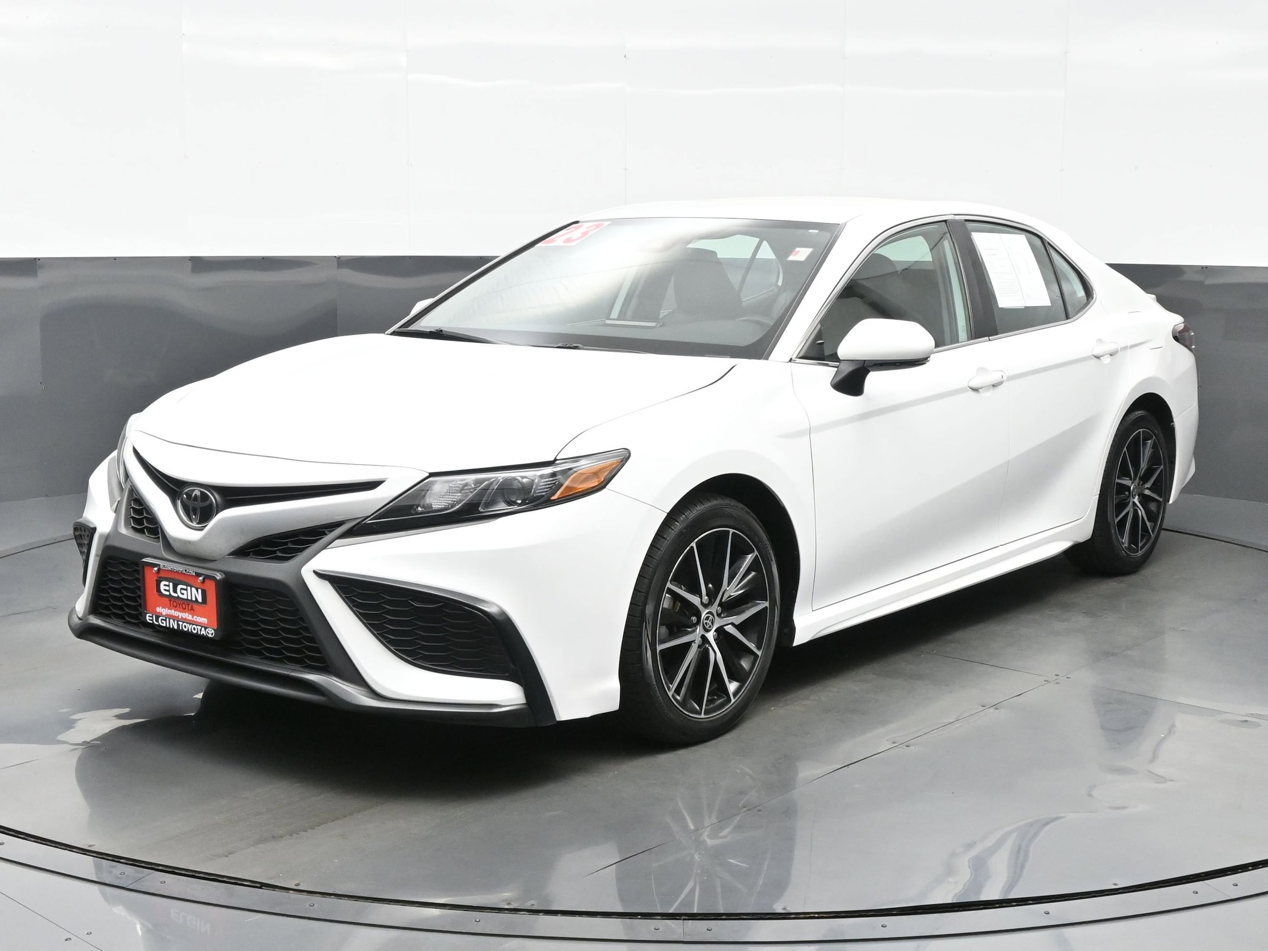 Used 2023 Toyota Camry SE with VIN 4T1G11AK7PU800309 for sale in Streamwood, IL