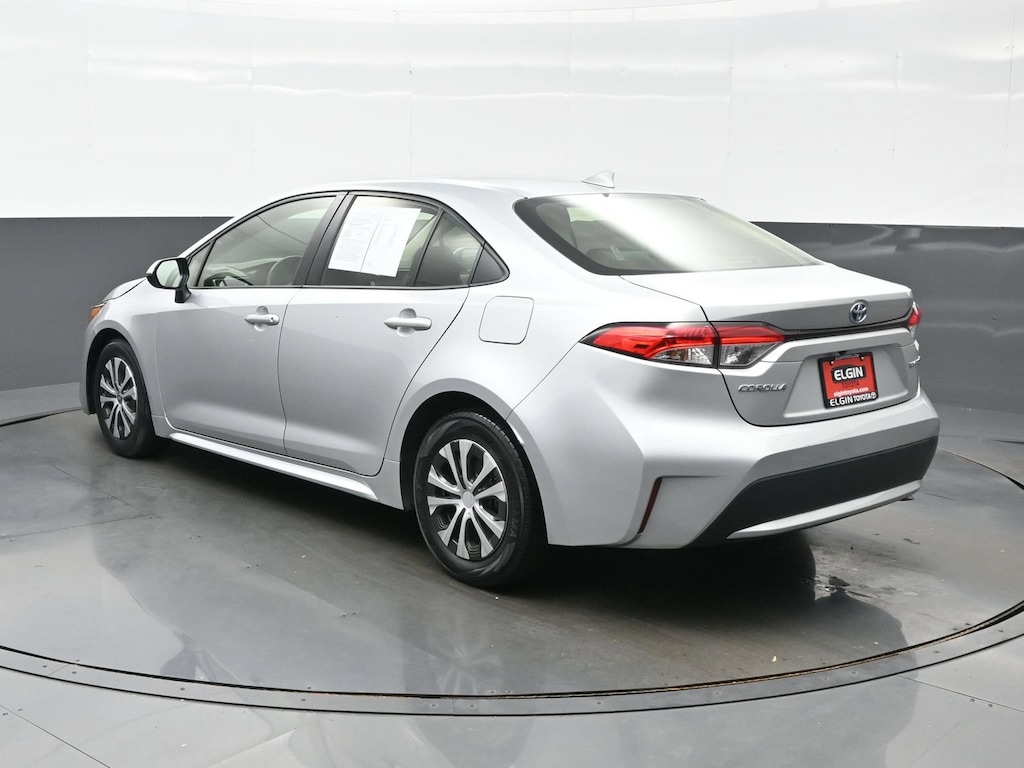 Used 2022 Toyota Corolla Hybrid LE Sedan