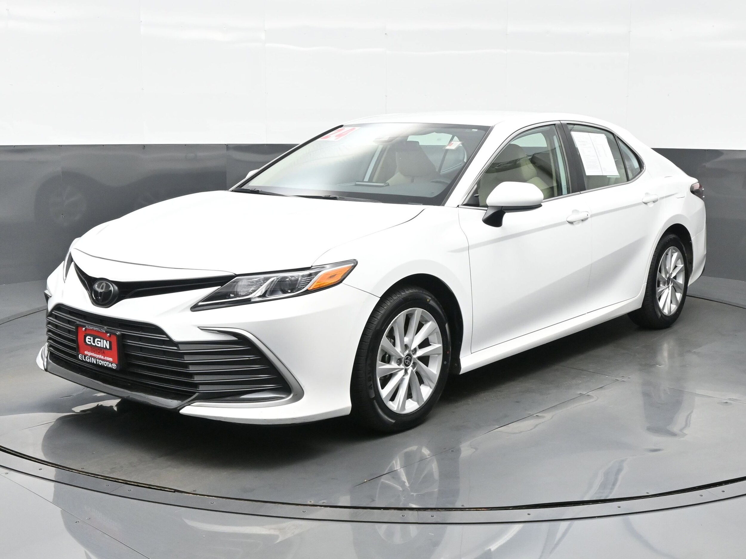 2024 Toyota Camry LE photo 2