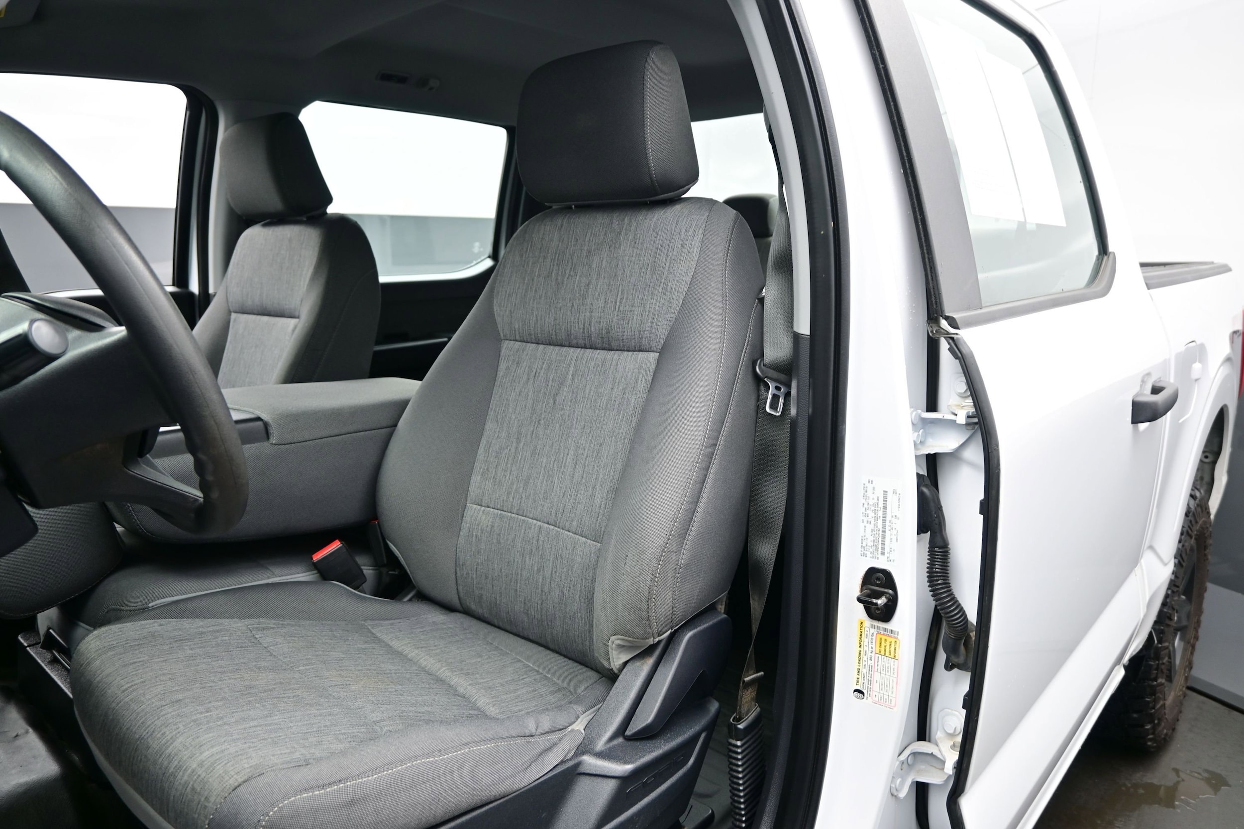 2023 Ford F-150 XL - Photo 10