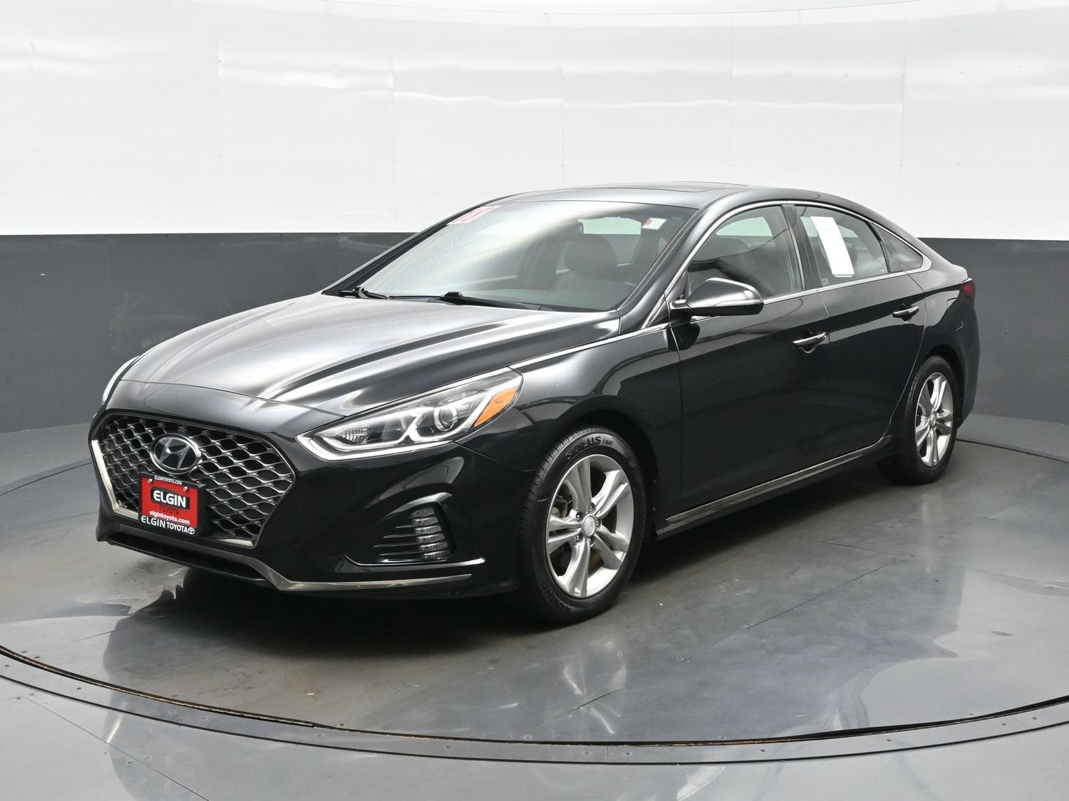Used 2018 Hyundai Sonata Sport with VIN 5NPE34AFXJH718201 for sale in Streamwood, IL