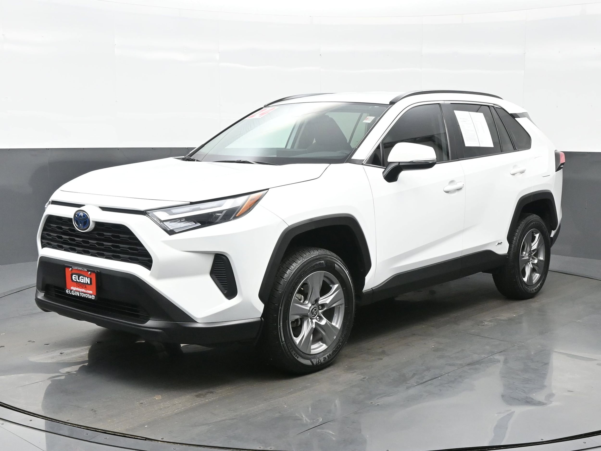 Used 2024 Toyota RAV4 XLE with VIN 4T3RWRFV7RU125969 for sale in Streamwood, IL