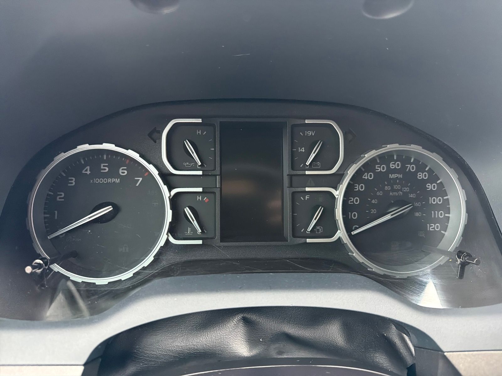 2020 Toyota Tundra SR5 - Photo 18