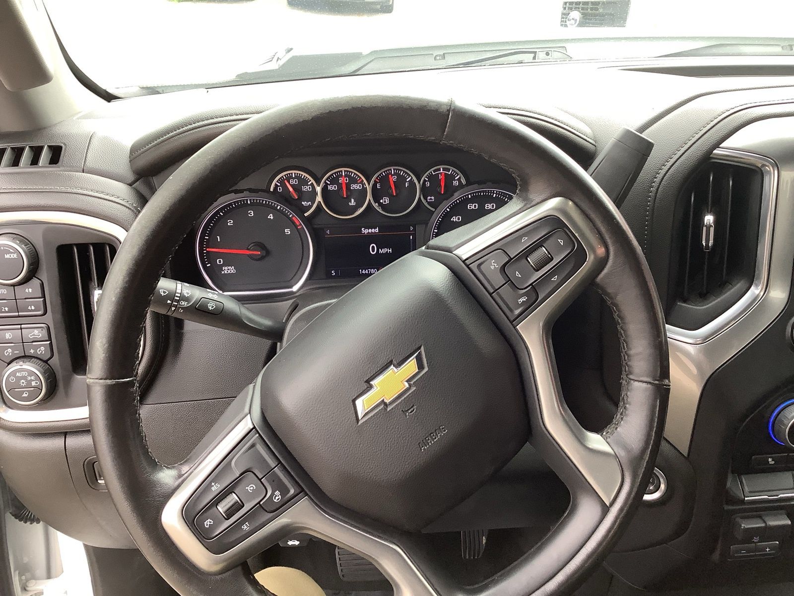 2023 Chevrolet Silverado 2500HD LTZ - Photo 16