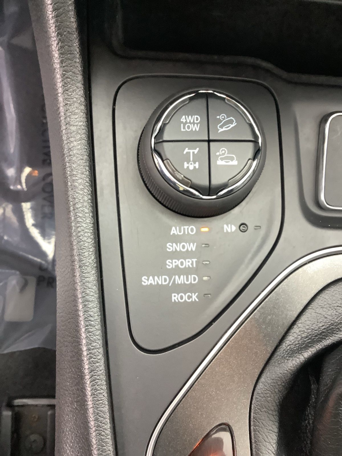 2022 Jeep Cherokee Trailhawk - Photo 18