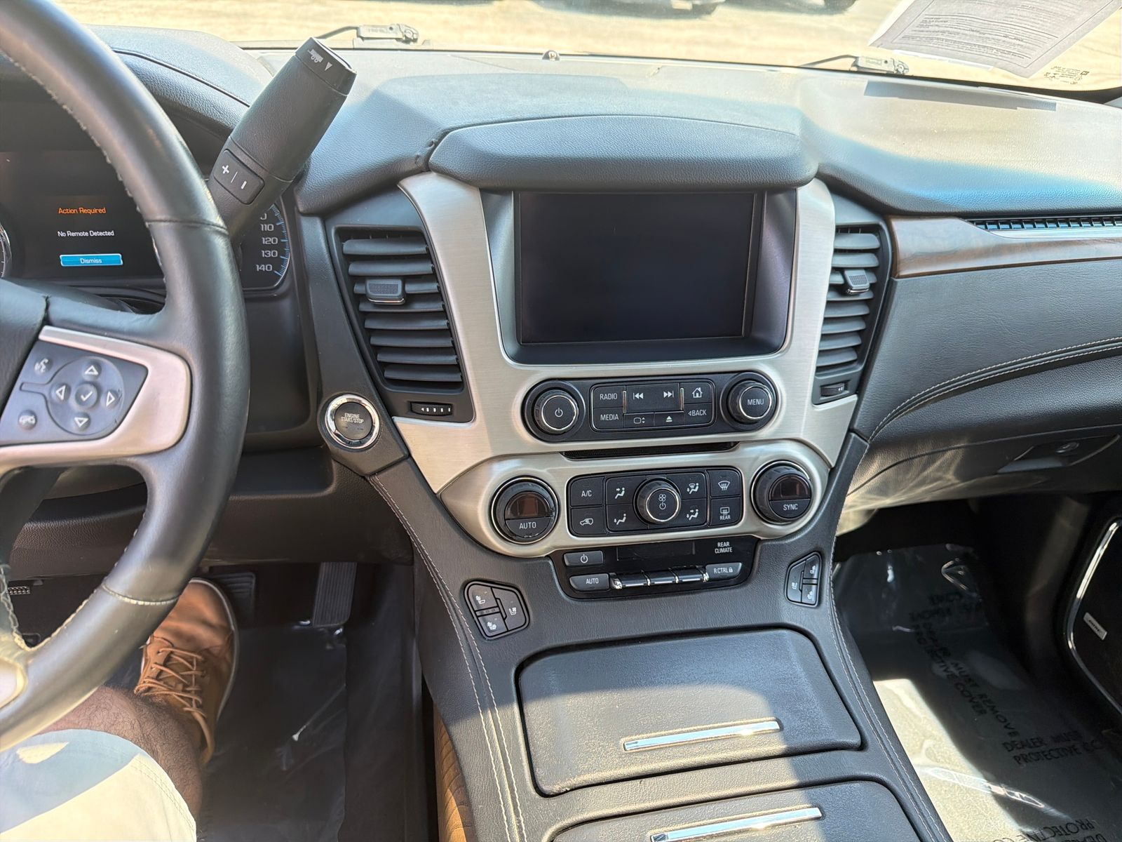2020 GMC Yukon Denali - Photo 17
