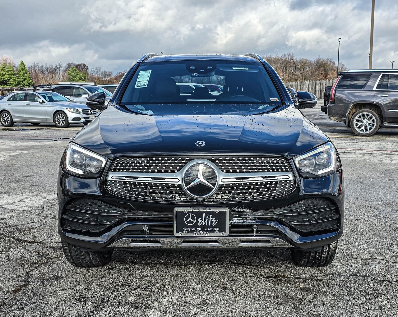 2021 Mercedes Benz GLC 300 photo 2