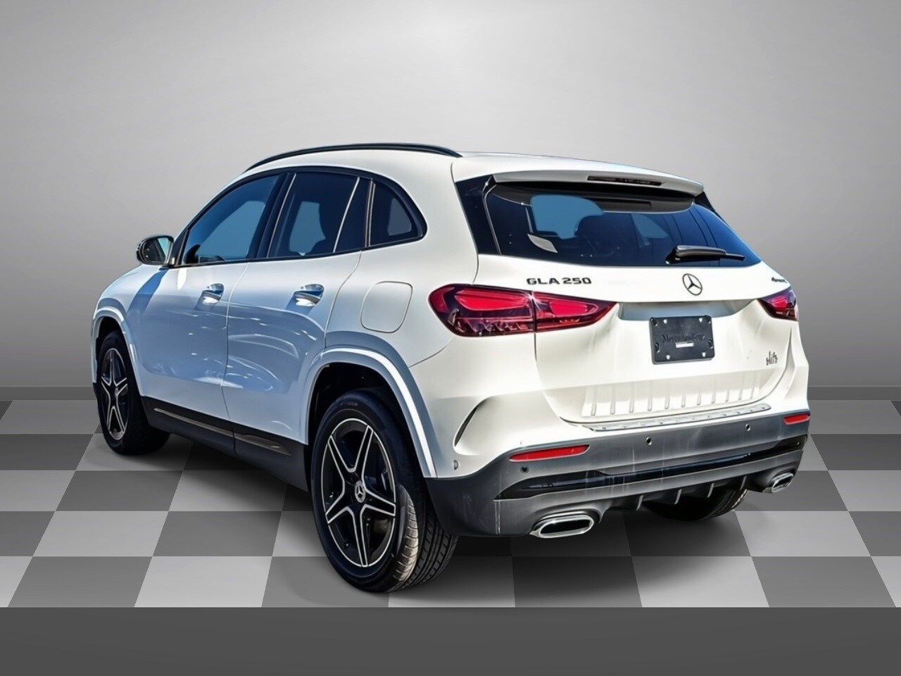 2025 Mercedes Benz GLA 250 4MATIC photo 4
