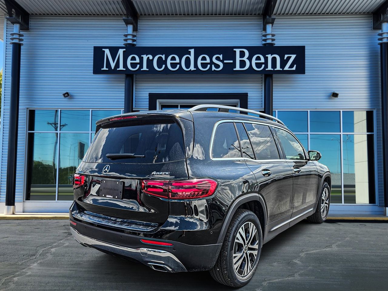 2026 Mercedes-Benz GLB GLB 250 - Photo 6