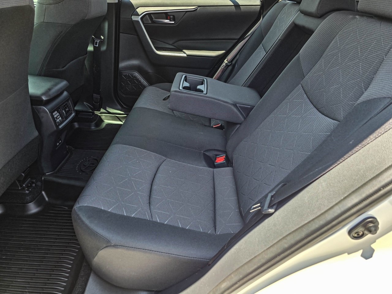 RAV4 XLE