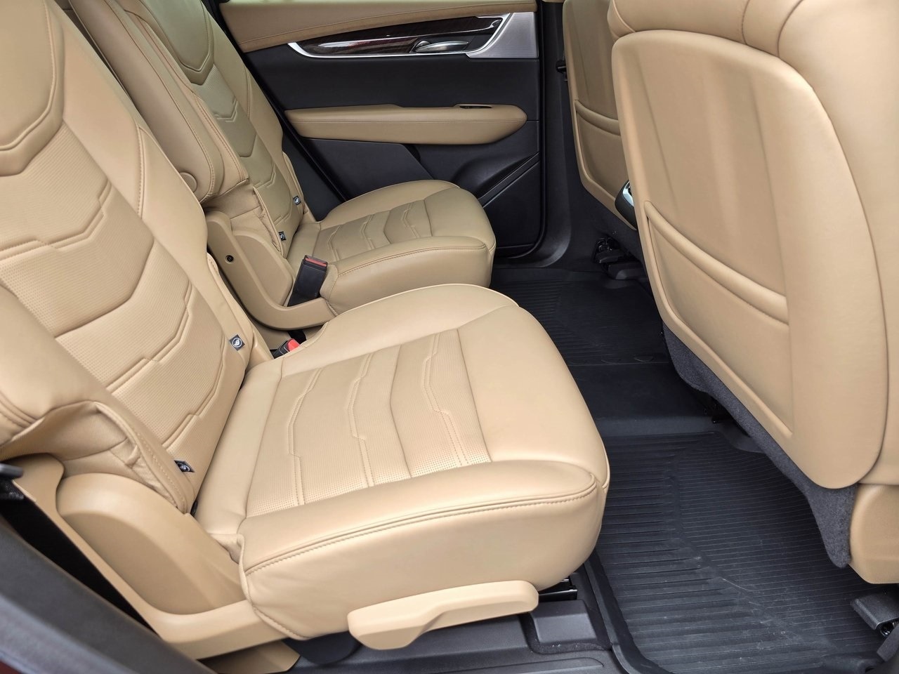 XT6 Premium Luxury