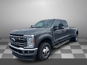2024 Ford F-350 XLT Truck Crew Cab
