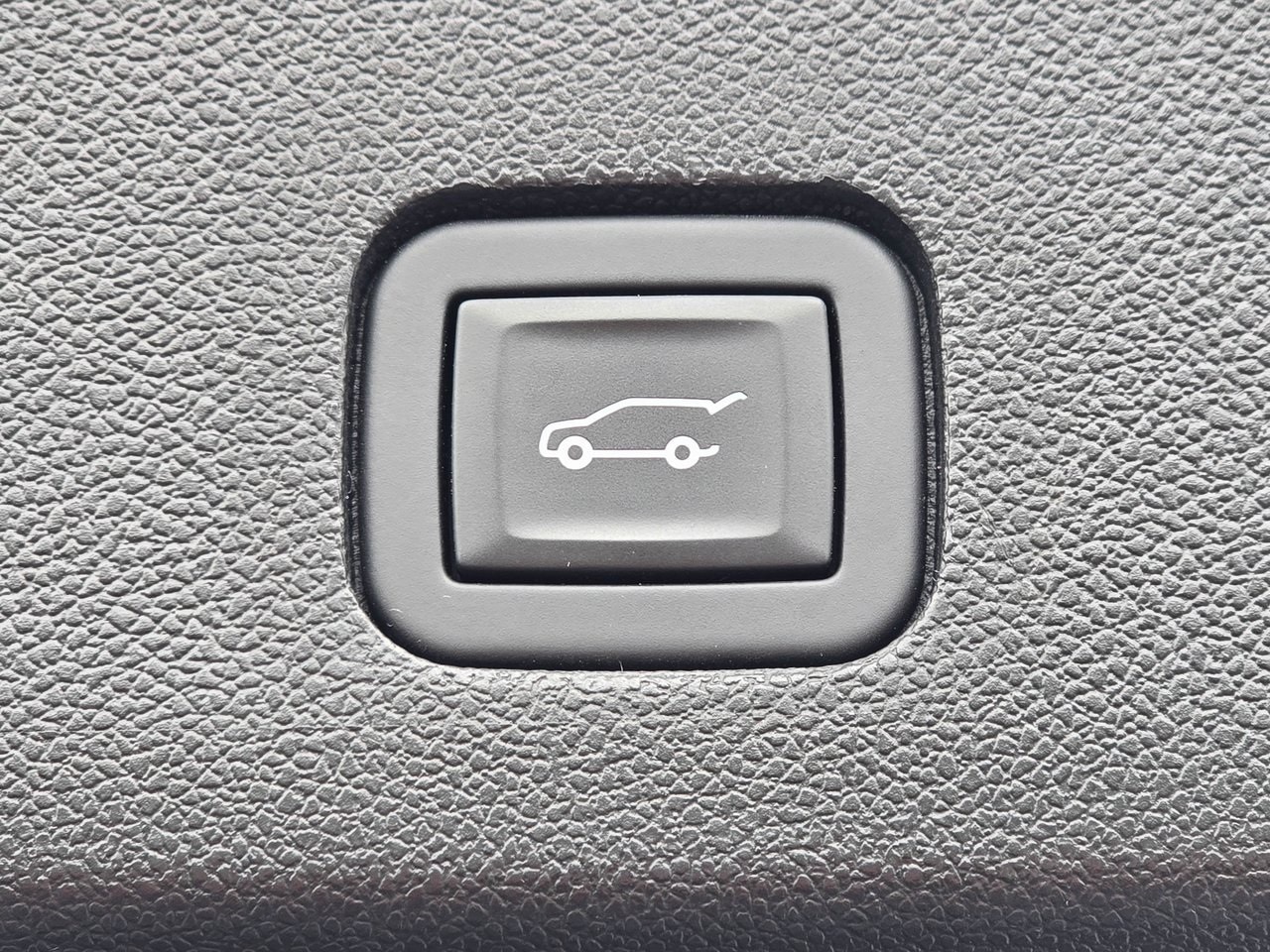 XT6 Premium Luxury